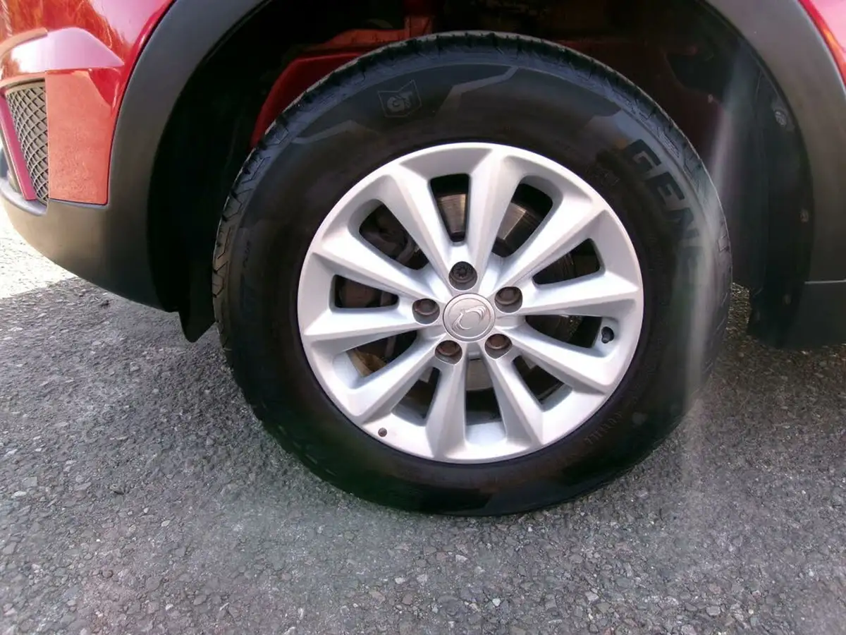 2013-kgm-ssangyong-korando-20td-se4-big-27