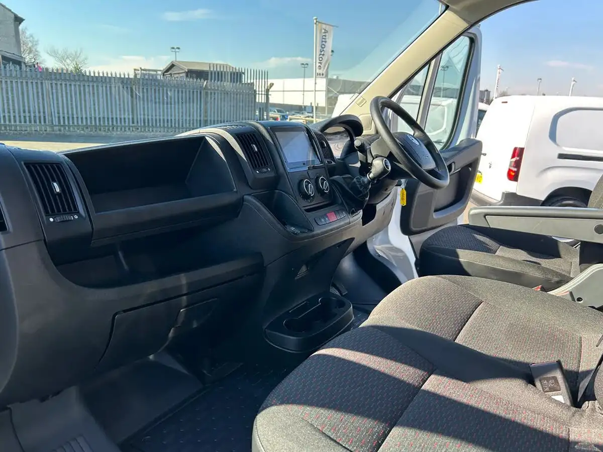 2023-vauxhall-movano-22cdti-l3-h2-3500-prime-140pseu6d-2179cc-big-28
