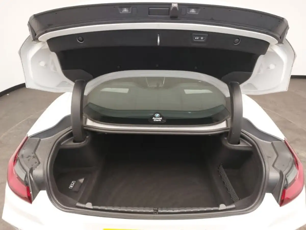 2021-bmw-8-series-30-840i-m-sport-coupe-2d-big-12