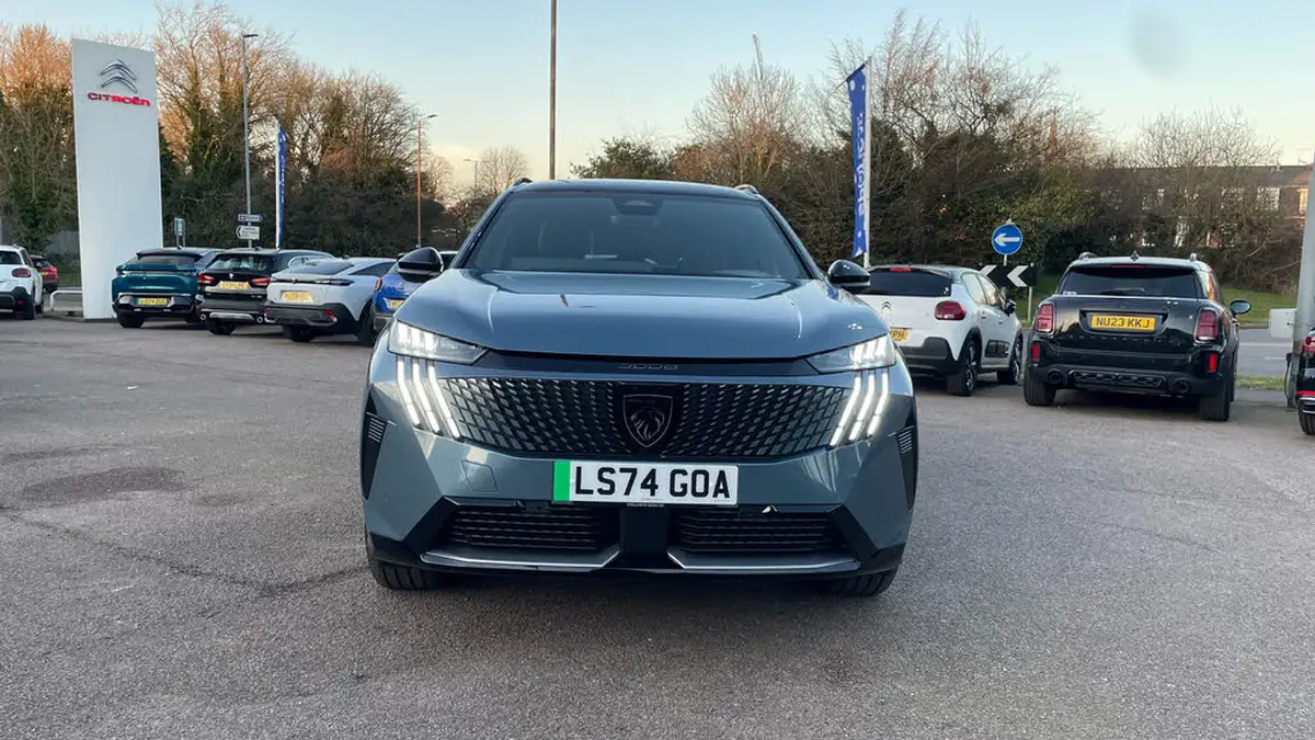 2024-peugeot-5008-suv-e-gt-big-7