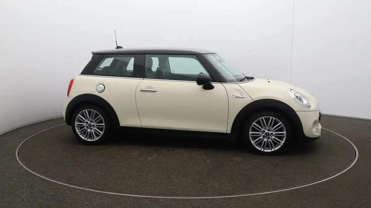 2017-mini-cooper-20-cooper-s-ss-hatchback-3d-sport-auto-big-41