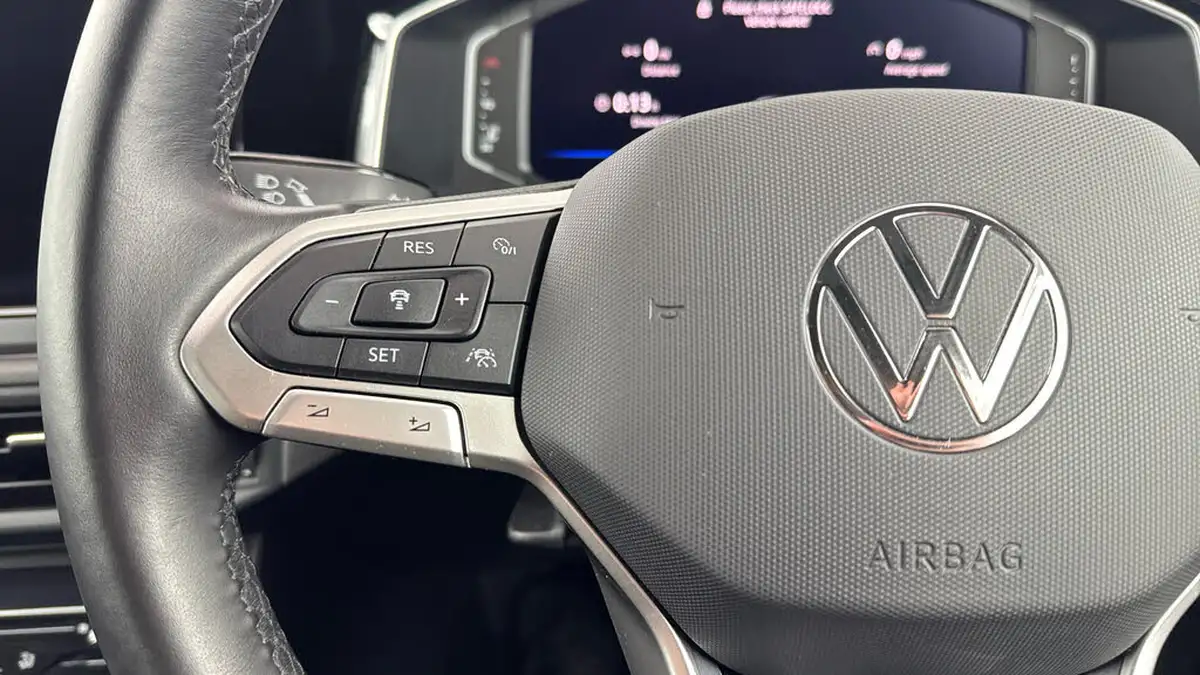 2022-volkswagen-polo-10-tsi-r-line-95ps-dsg-big-19