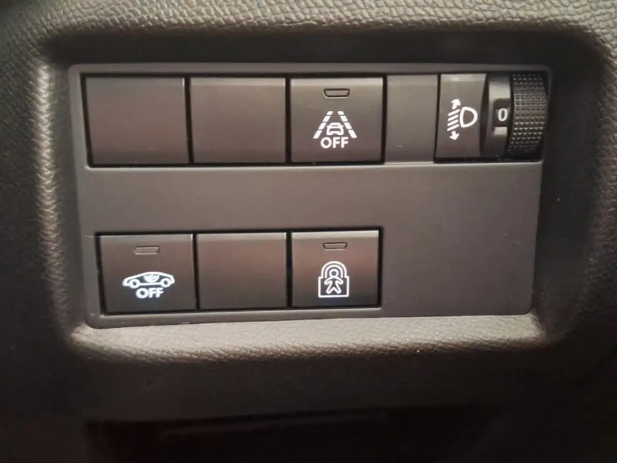 2021-citroen-c5-aircross-12-puretech-shine-big-18