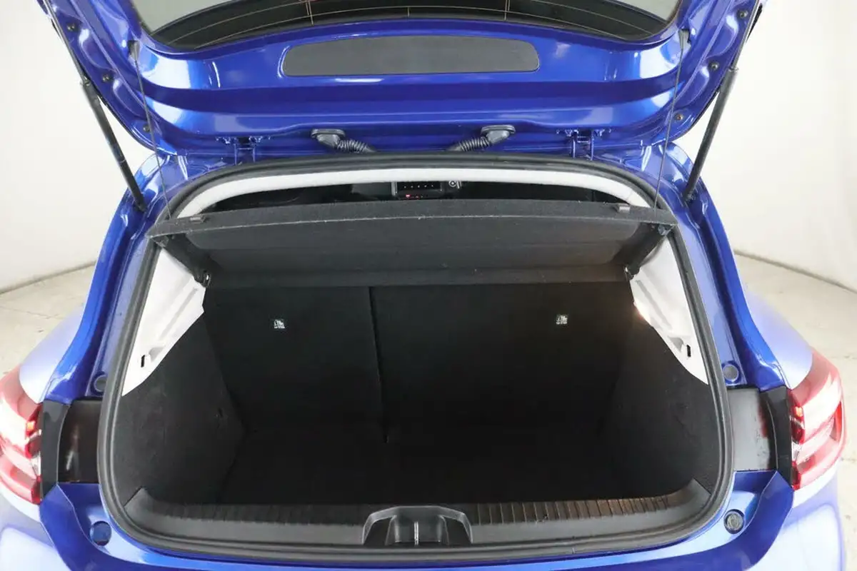 2019-renault-clio-10-sce-iconic-big-11
