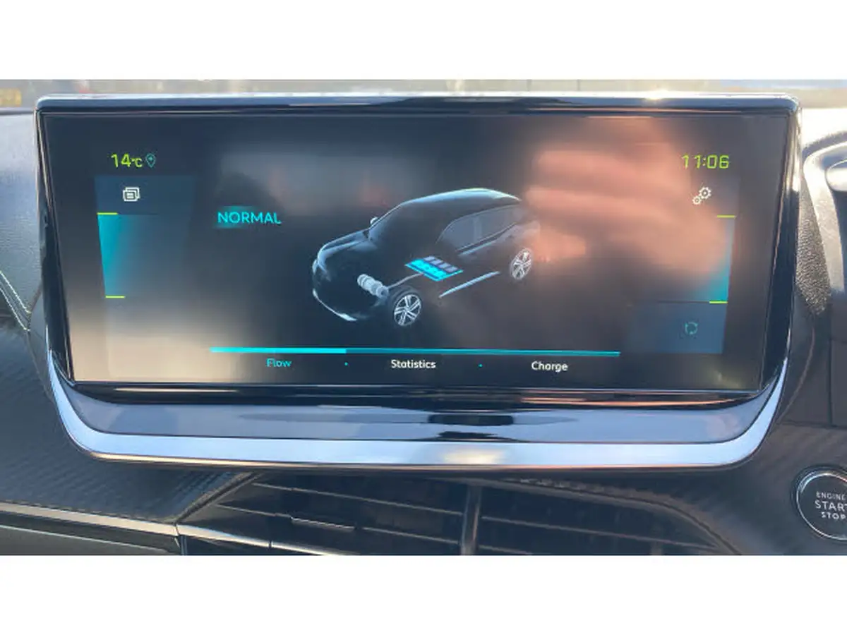 2022-peugeot-2008-suv-e-gt-premium-big-24