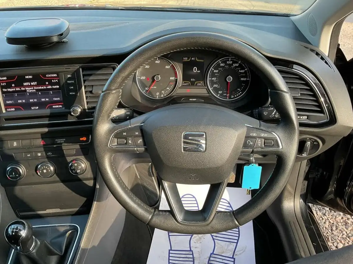 2014-seat-leon-16tdi-se-tech-pack-cr-105ps-ss-hatchback-5d-big-21