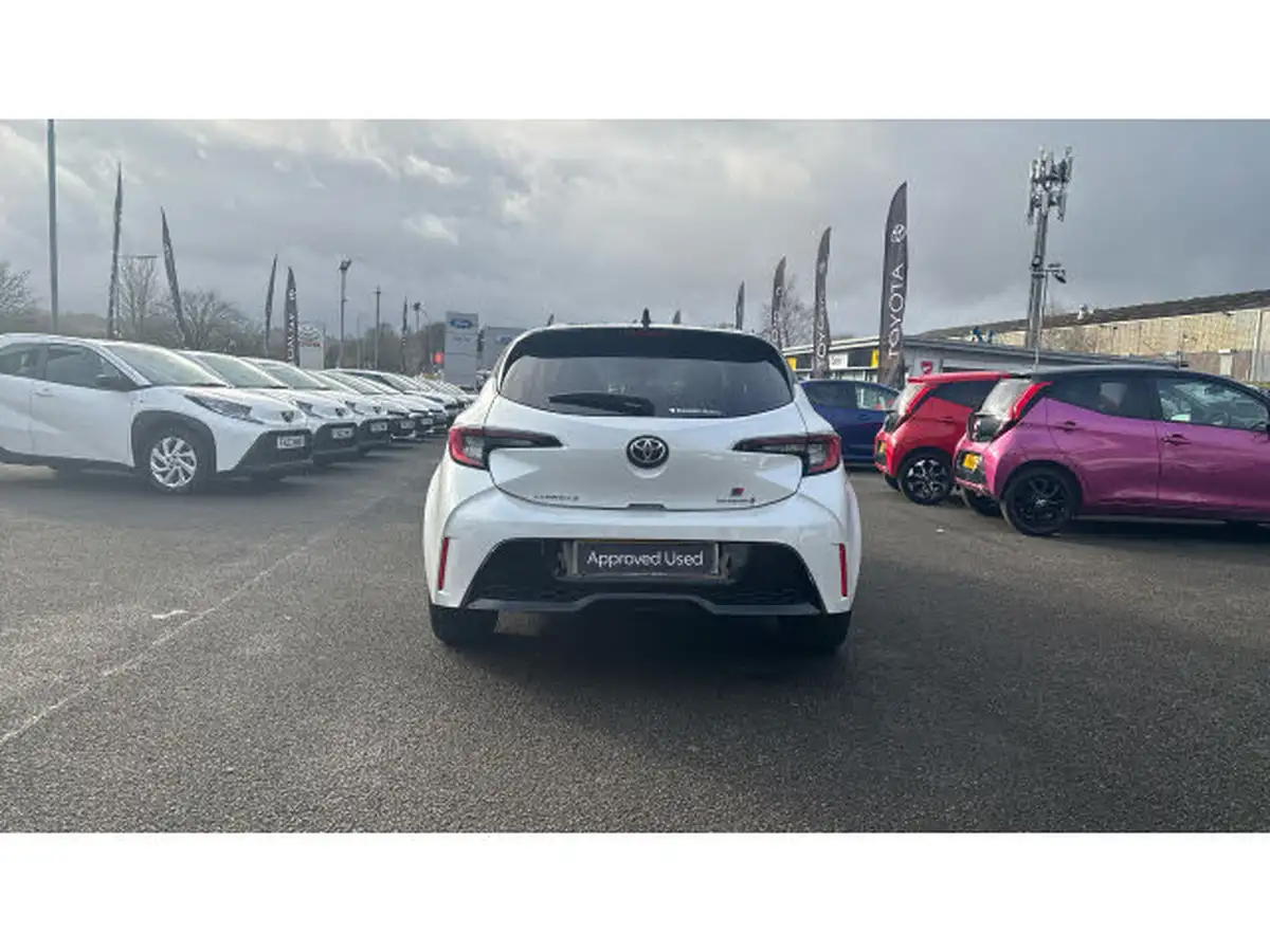 2023-toyota-corolla-18-vvt-i-gr-sport-138bhp-hatchback-big-18