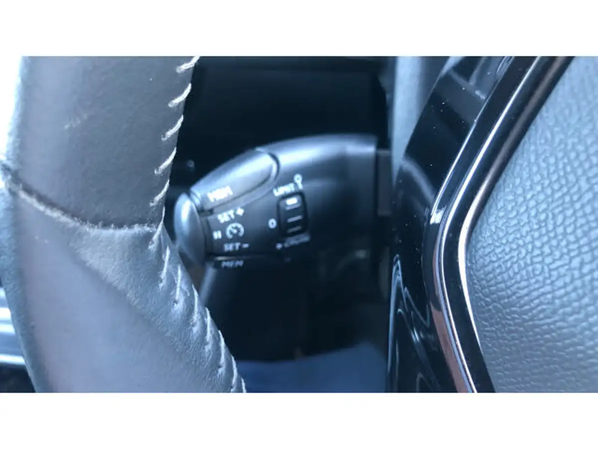 2021-peugeot-2008-suv-12-puretech-allure-premium-130bhp-big-28