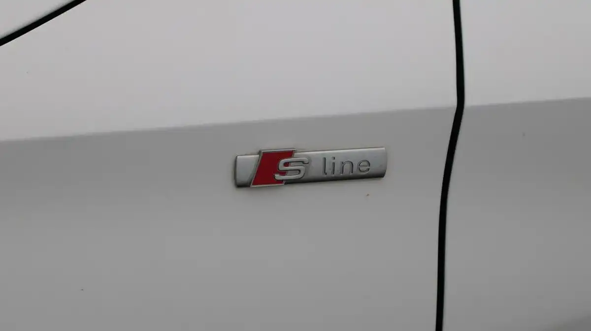 2022-audi-a3-15-35-tfsi-s-line-sportback-5d-big-20