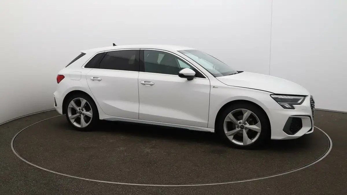 2022-audi-a3-15-35-tfsi-s-line-sportback-5d-big-38
