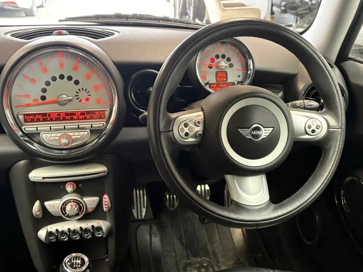 2007-mini-cooper-16-cooper-s-175bhp-hatchback-3d-big-57