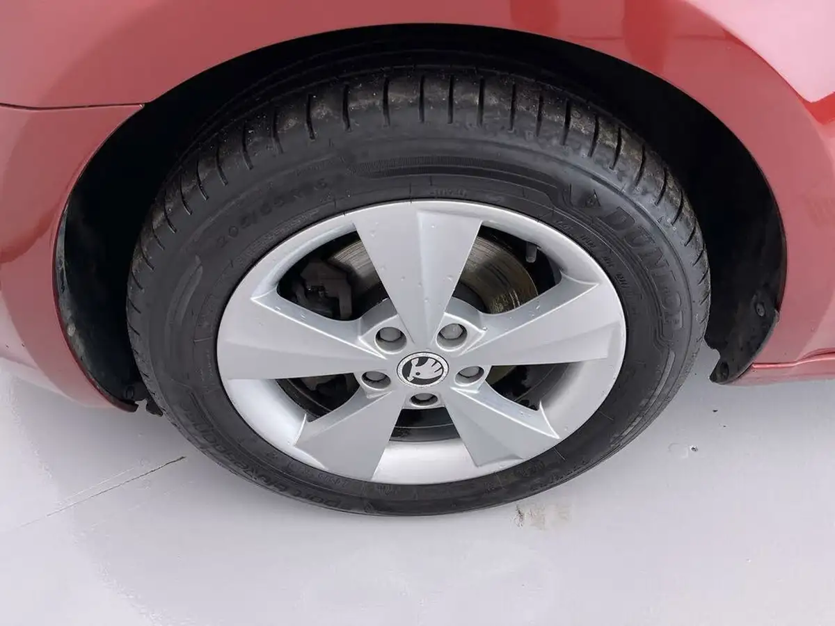 2016-skoda-octavia-14-tsi-se-l-estate-dsg-big-7