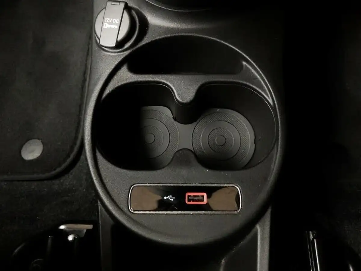 2020-fiat-500-12-lounge-big-11