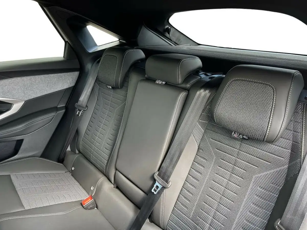 2025-peugeot-3008-suv-e-gt-big-8