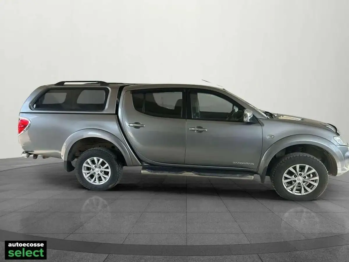 2014-mitsubishi-l200-25td-barbarian-auto-big-4