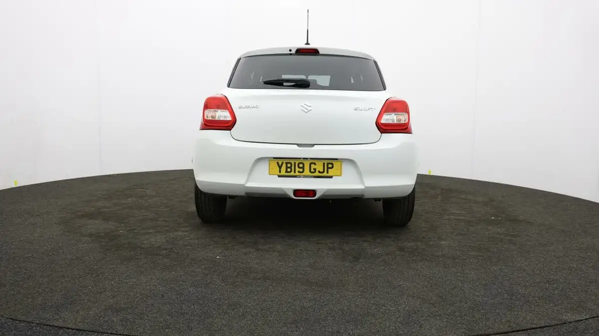 2019-suzuki-swift-12-dualjet-attitude-big-56