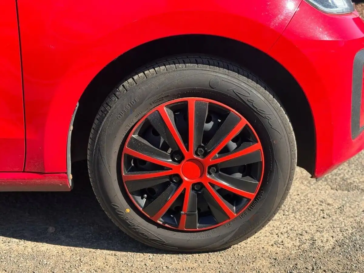 2016-volkswagen-up-10-take-up-5d-big-8