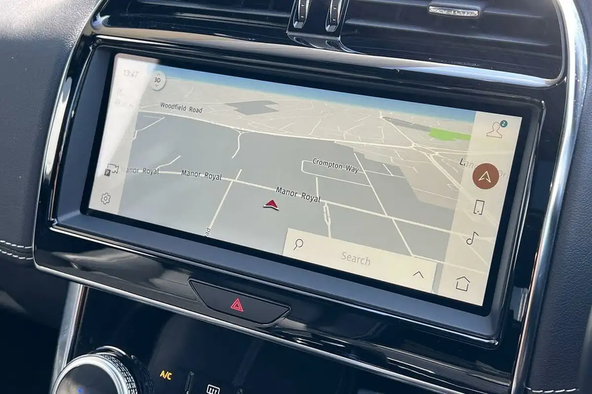 2021-jaguar-xe-20-p250-r-dynamic-black-big-4