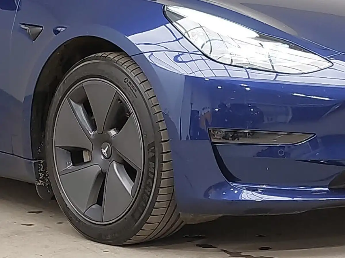 2021-tesla-model-3-e-long-range-awd-big-8