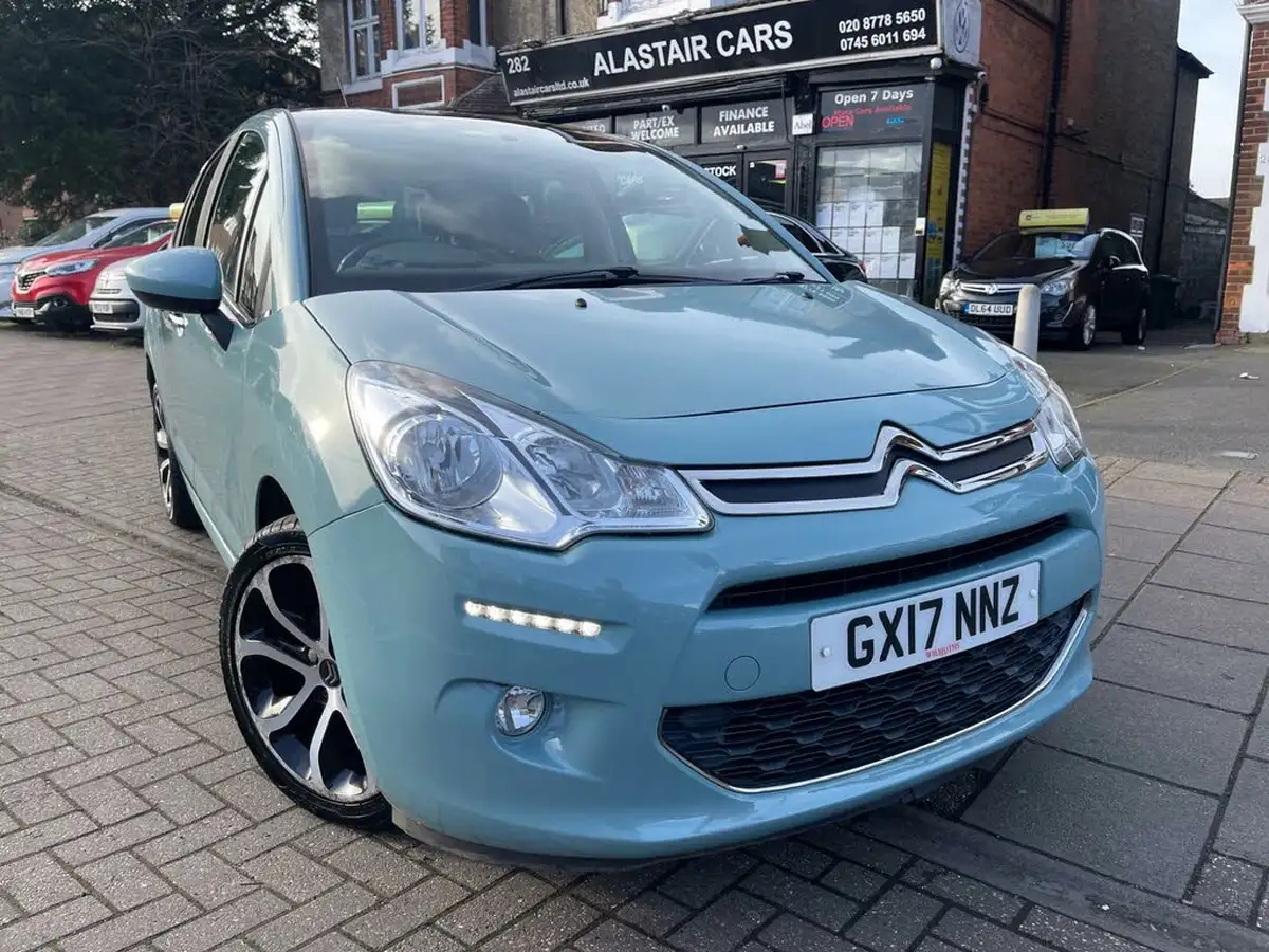 2017-citroen-c3-12-platinum-big-0