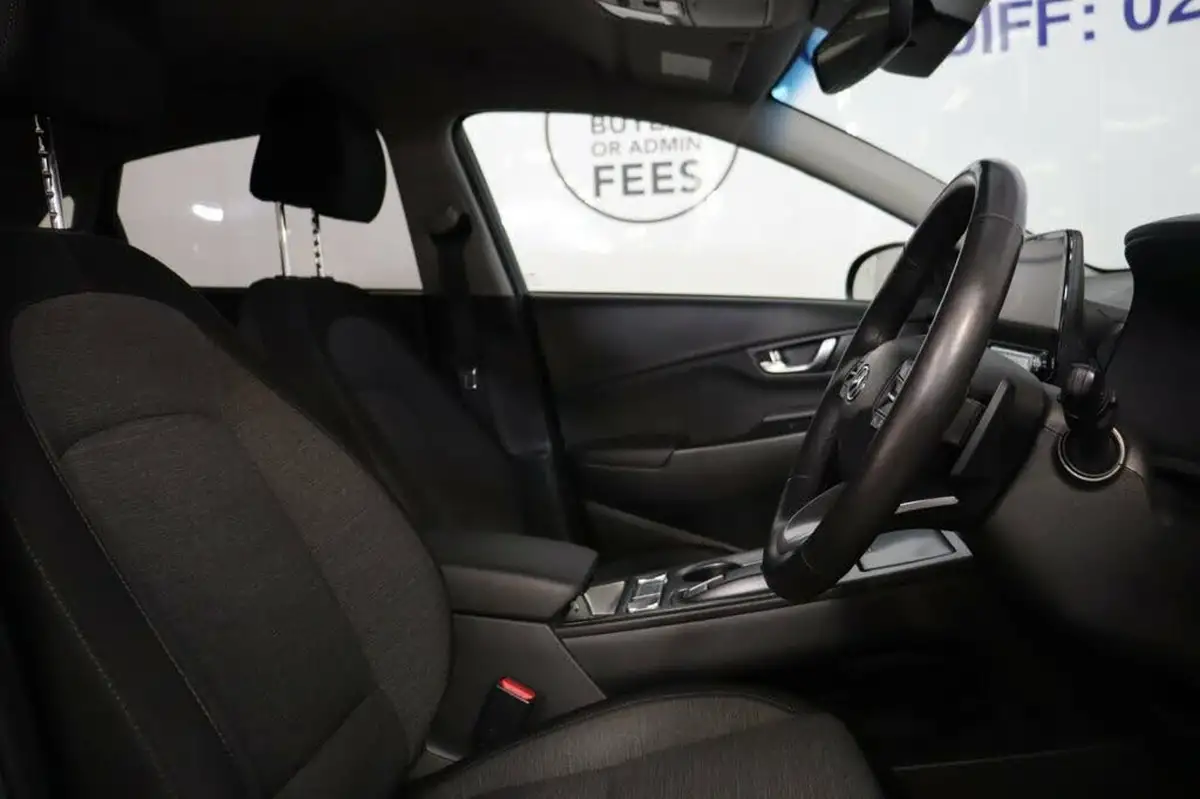 2021-hyundai-kona-e-premium-204ps-64kwh-7kw-obc-big-20