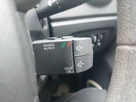 2019-renault-captur-09-tce-play-small-17