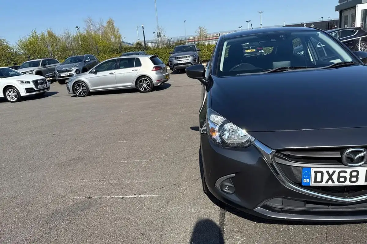 2019-mazda-mazda2-15-se-l-nav-big-24