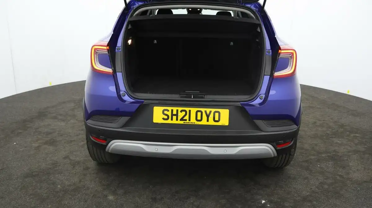 2021-renault-captur-10-tce-iconic-90ps-big-16