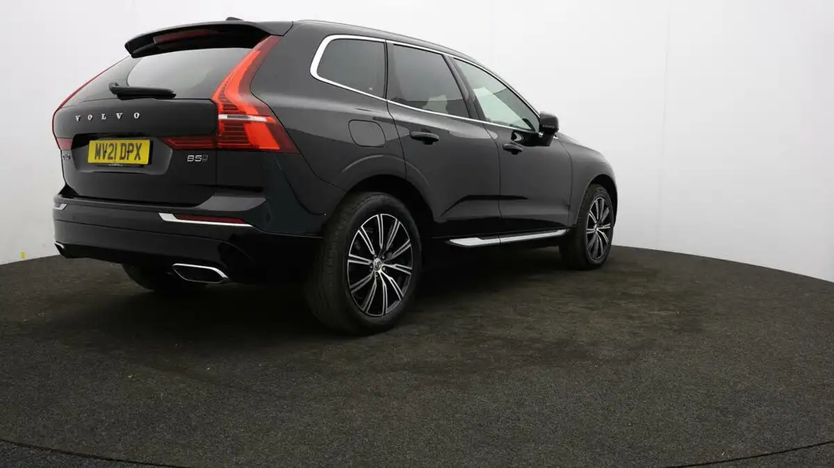 2021-volvo-xc60-20-b5-inscription-awd-big-76
