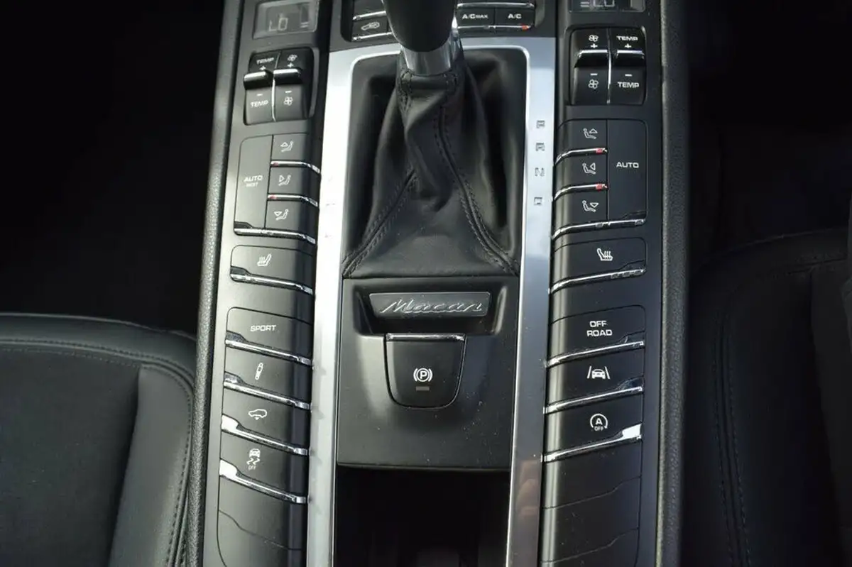 2015-porsche-macan-30td-s-big-10