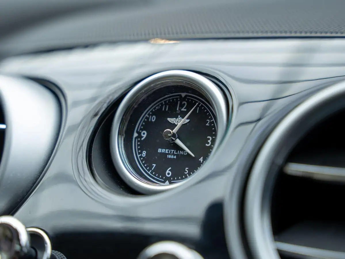 2016-bentley-flying-spur-40-big-21