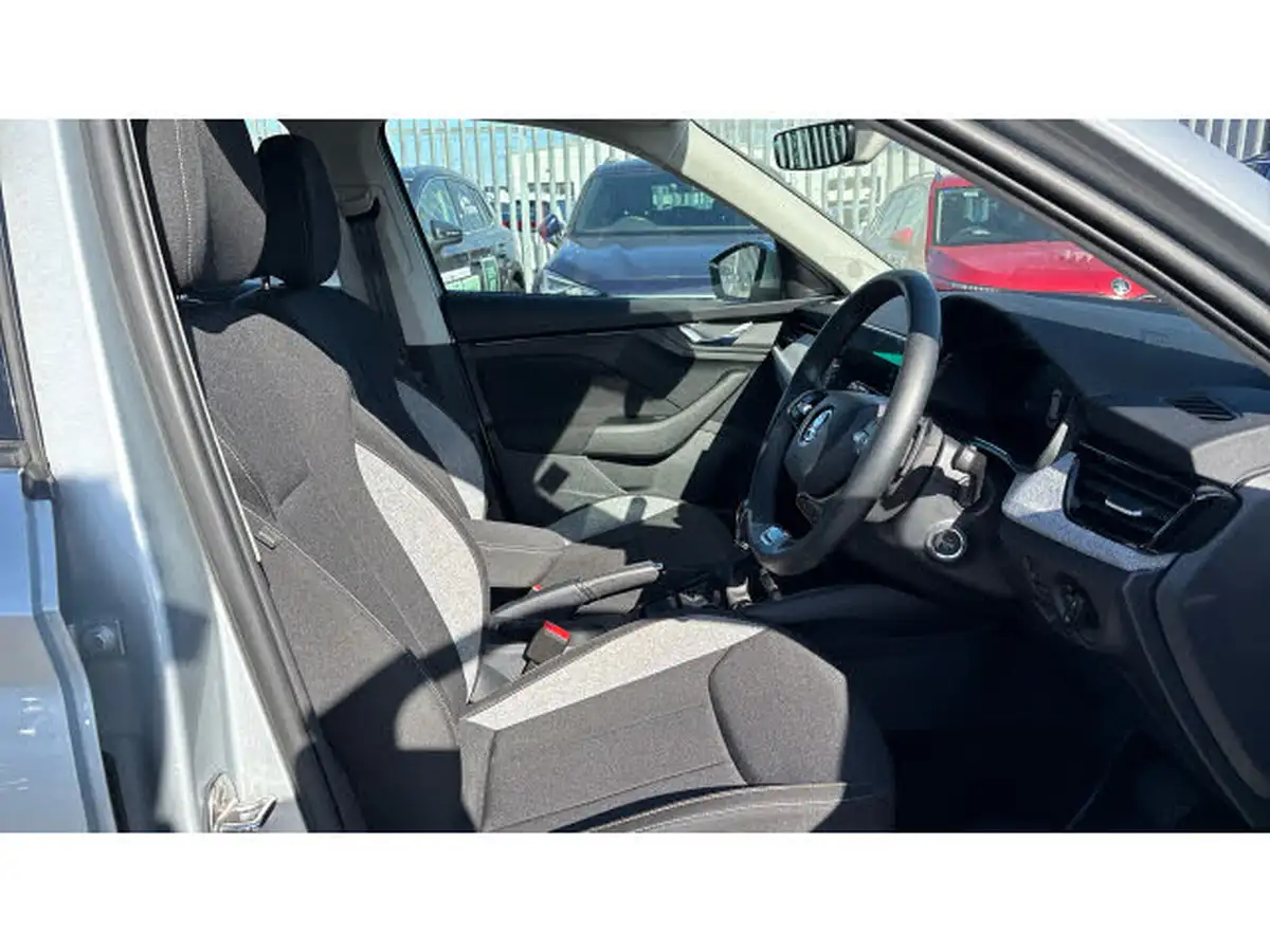 2024-skoda-kamiq-15-tsi-se-dsg-big-14