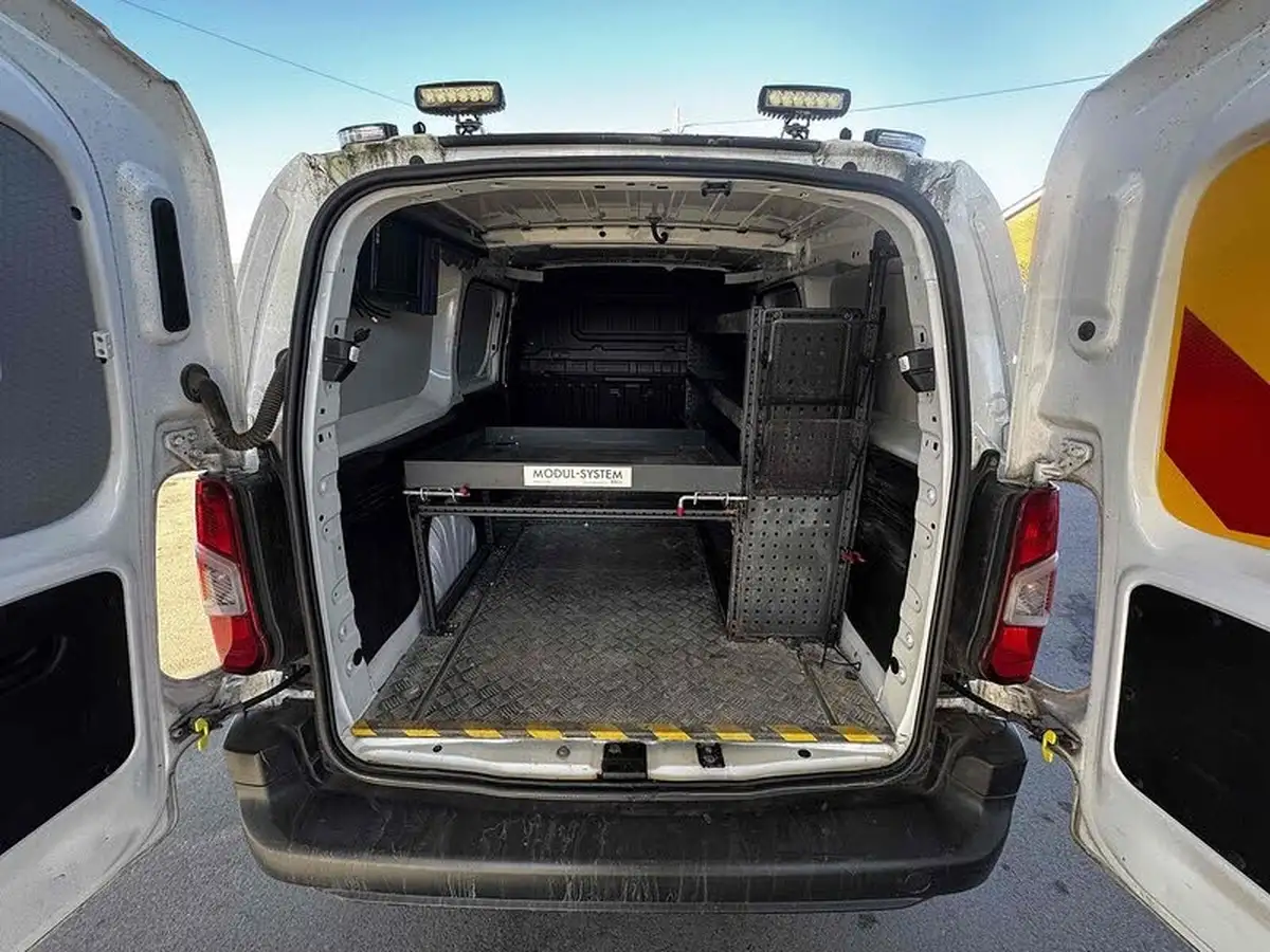 2020-peugeot-partner-15-bluehdi-950-s-100pseu6dt-e-ss-panel-big-10