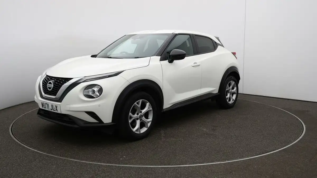 2021-nissan-juke-10-dig-t-n-connecta-big-3