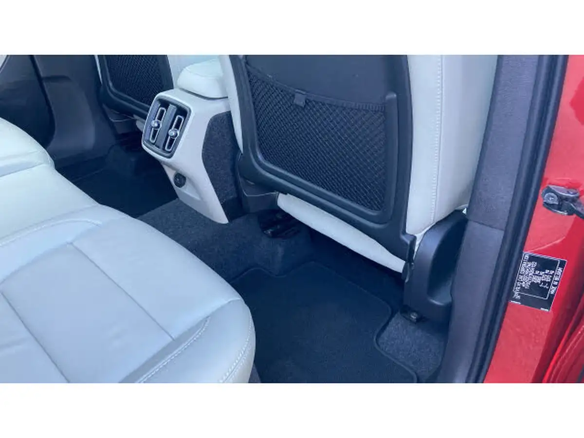 2021-volvo-xc40-15-t3-inscription-161bhp-big-55