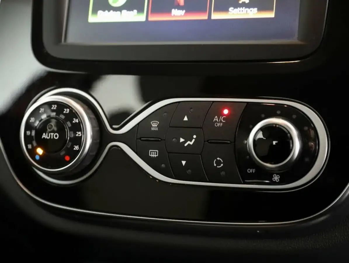 2019-renault-captur-09-tce-iconic-big-25