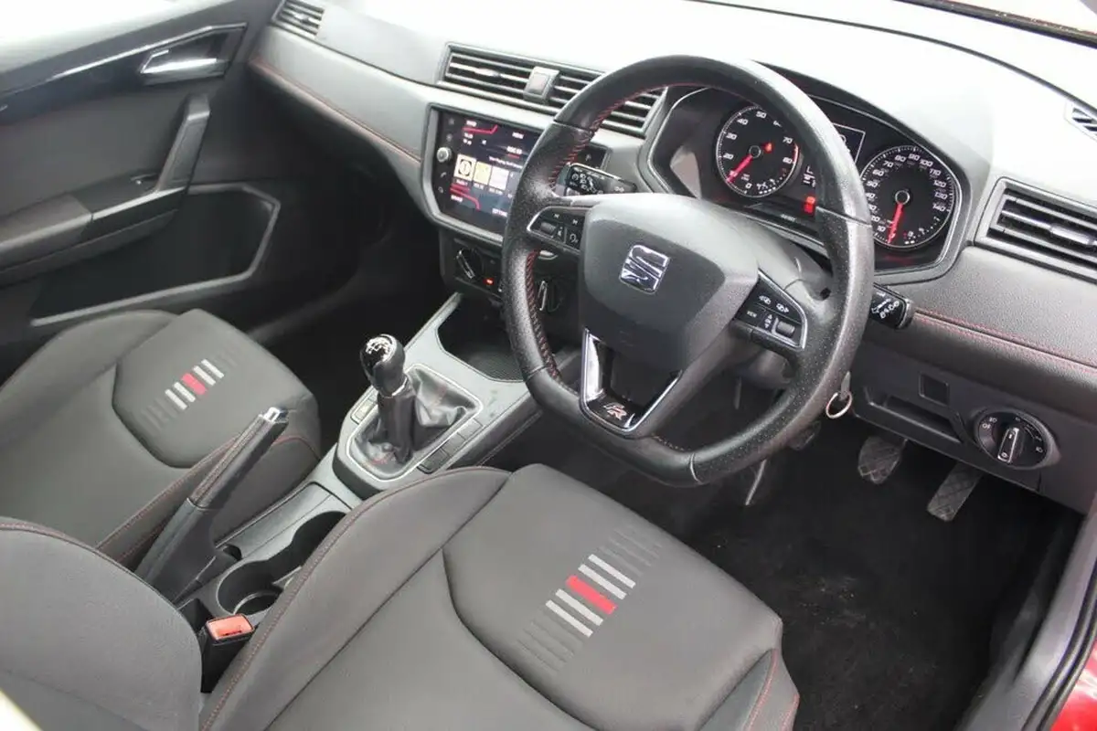 2018-seat-ibiza-10-tsi-fr-95ps-big-1