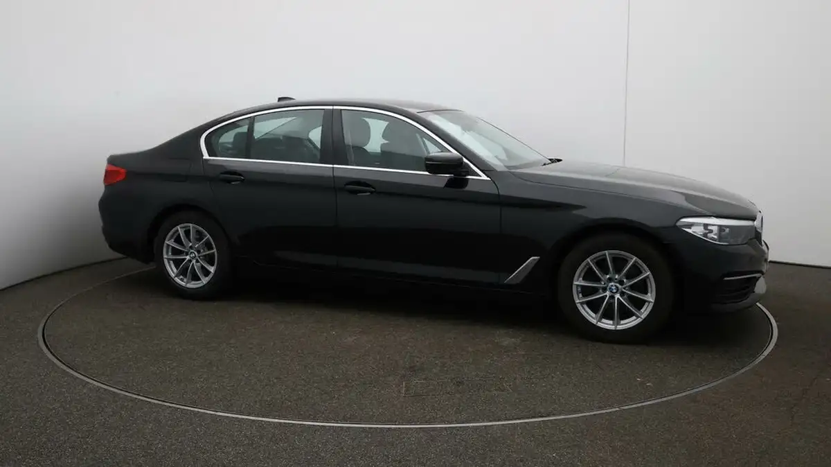 2020-bmw-5-series-20td-520d-se-190ps-saloon-4d-big-39
