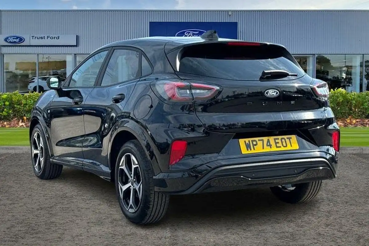 2024-ford-puma-suv-10-st-line-155ps-auto-big-1