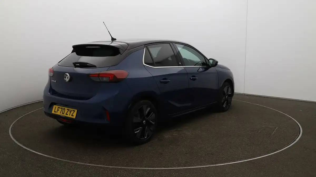 2020-vauxhall-corsa-e-elite-nav-74kw-big-7
