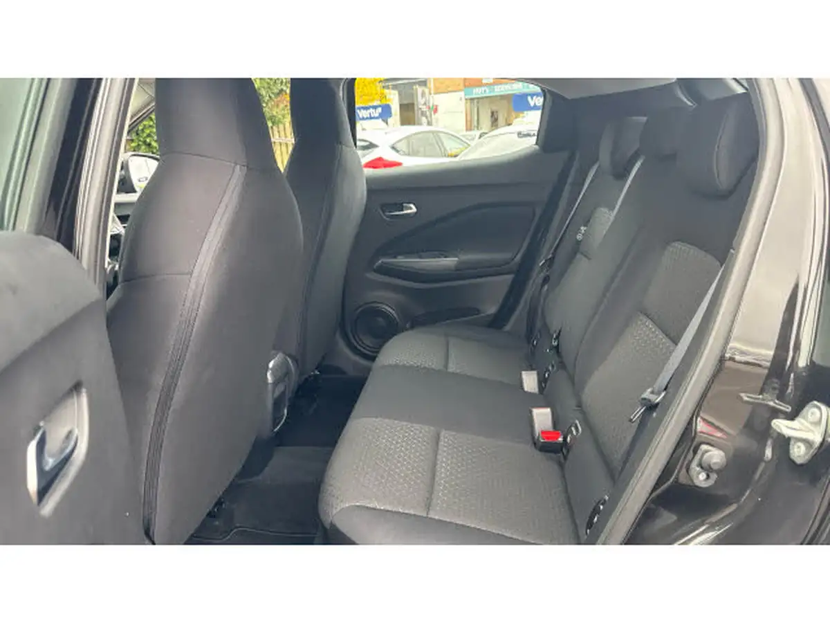 2023-nissan-juke-10-dig-t-acenta-dct-big-15