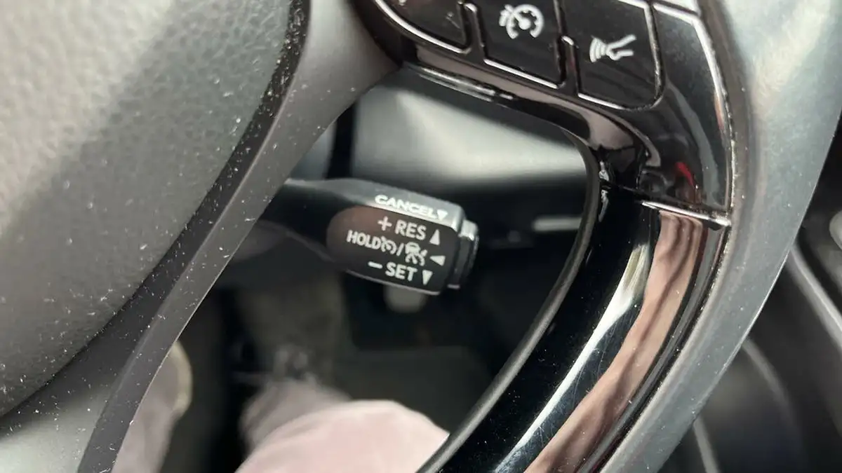 2018-toyota-c-hr-18-vvt-i-excel-big-44
