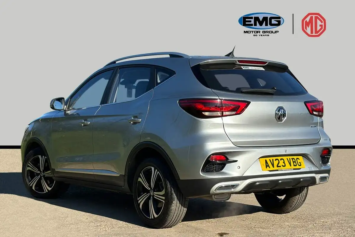 2023-mg-zs-suv-10t-gdi-excite-big-3