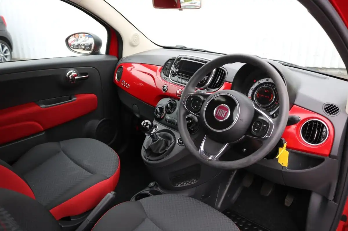 2017-fiat-500-12-pop-big-15