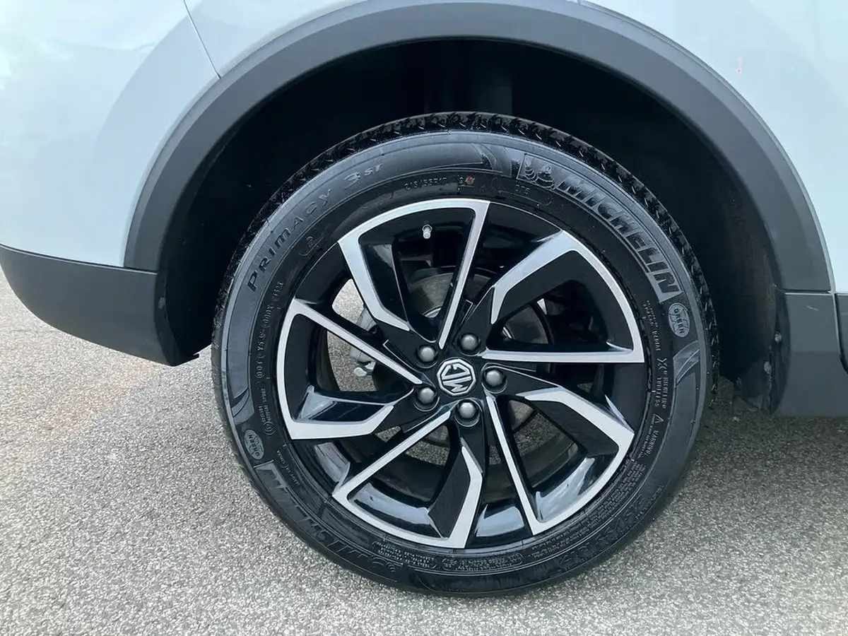 2024-mg-zs-suv-10t-gdi-exclusive-big-33