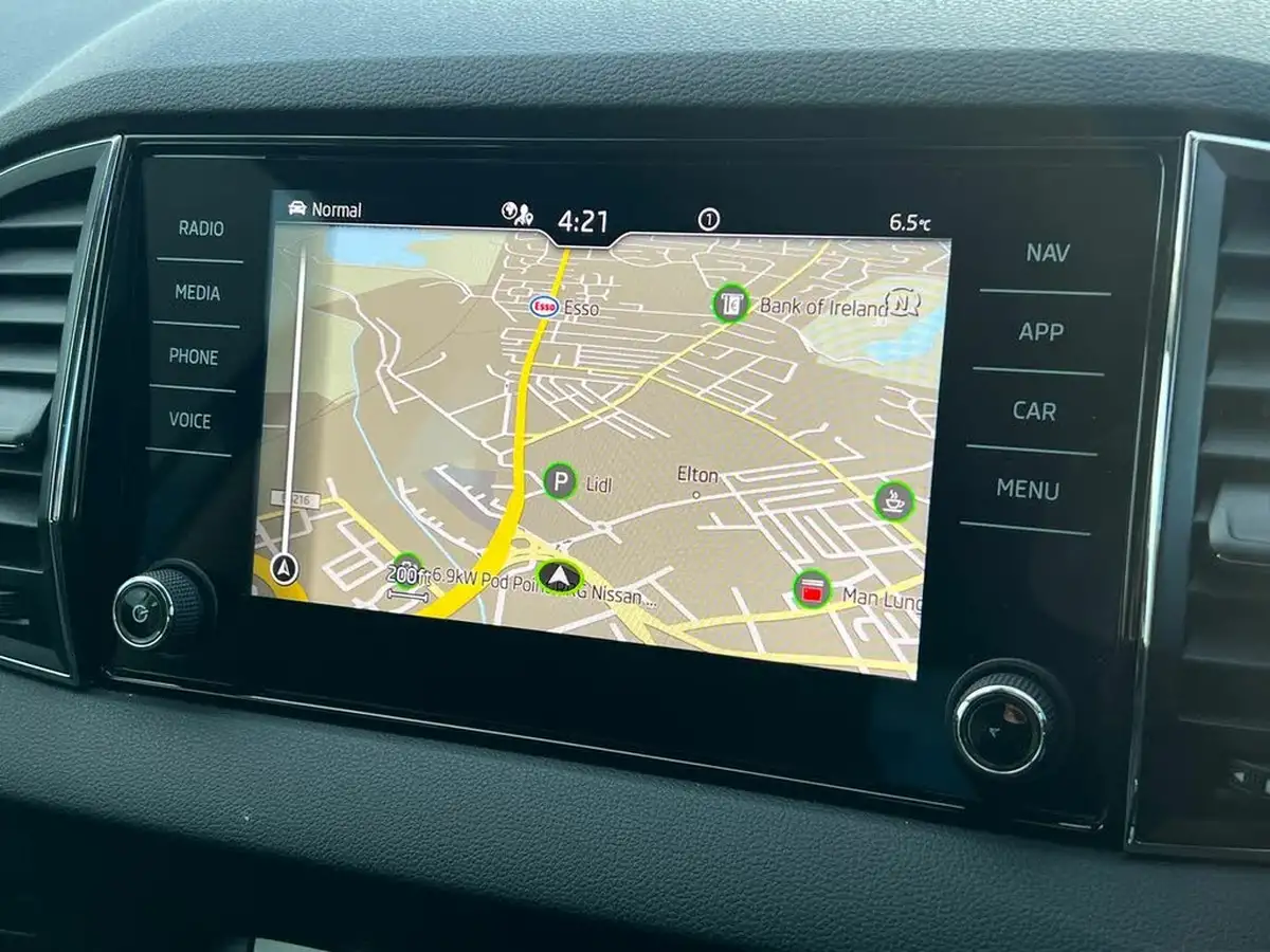2022-skoda-karoq-10-tsi-se-l-big-10