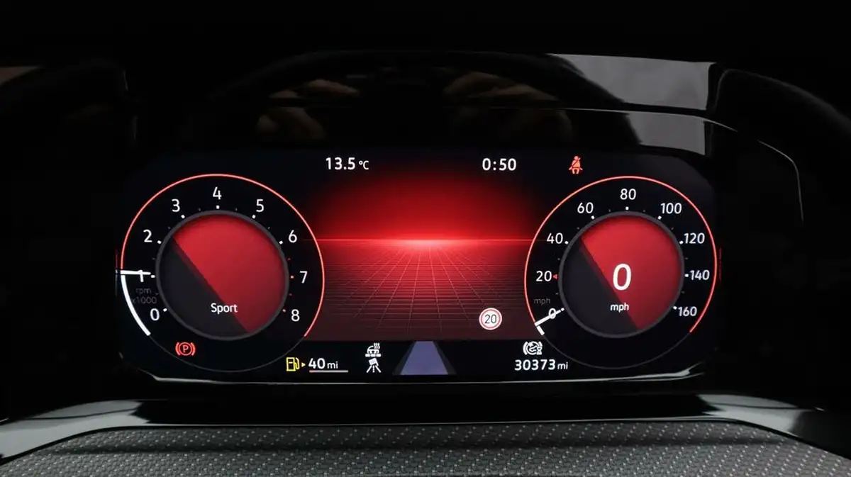 2022-volkswagen-golf-15-tsi-r-line-150ps-hatchback-big-10