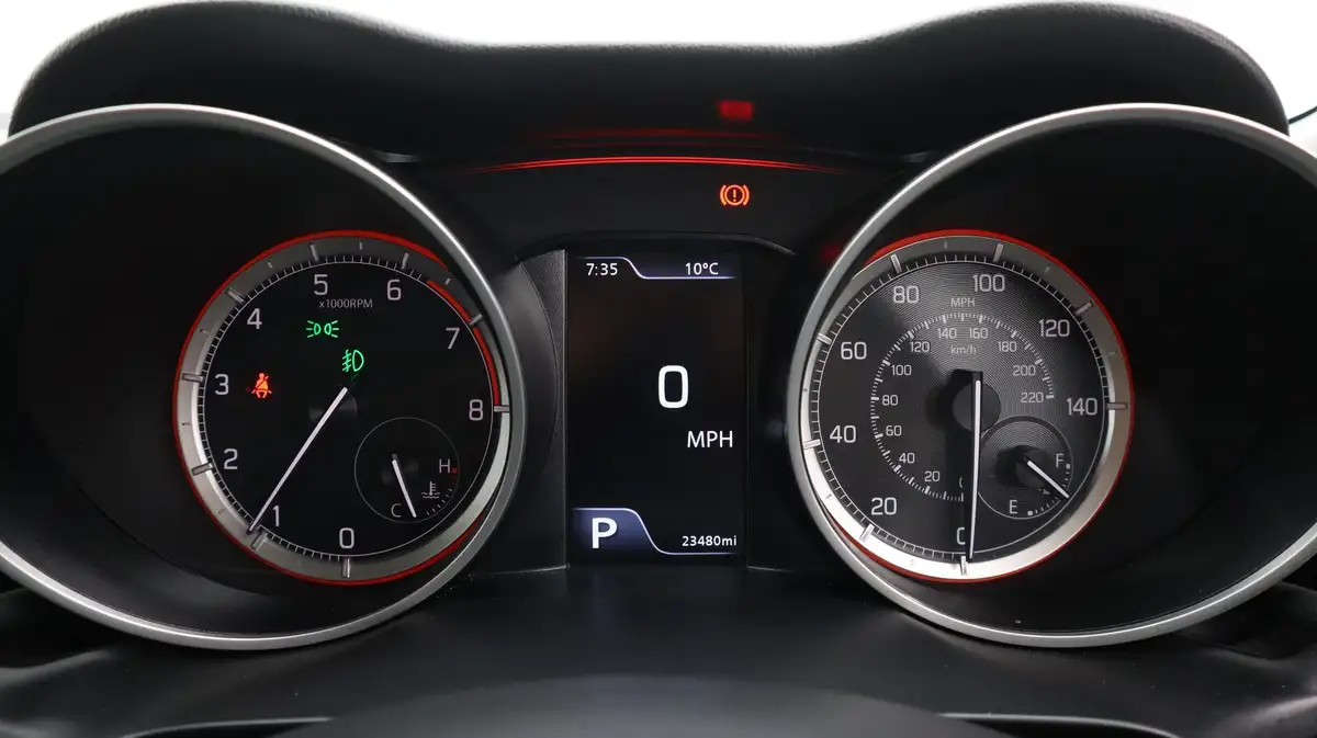 2024-suzuki-swift-12-dualjet-sz5-big-10