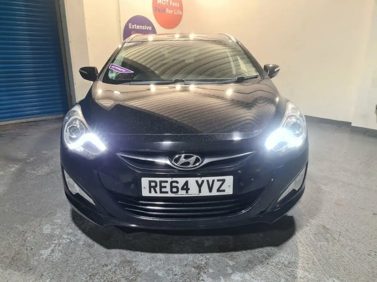 2014-hyundai-i40-17td-style-136ps-estate-5d-auto-big-1