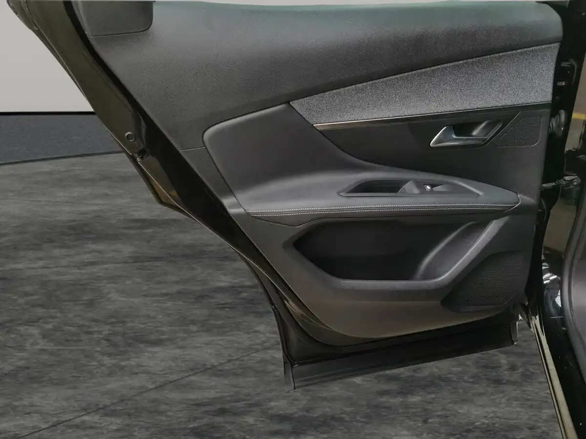 2019-peugeot-3008-suv-12-puretech-gt-line-big-24